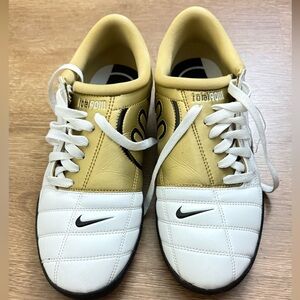 Nike Total 90 III SP Mens Soccer Cleats Mens Shoes Size 9